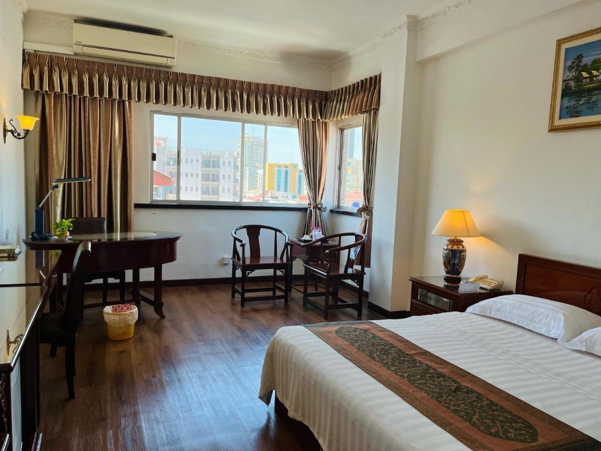 Chung Hsin Hotel 中信酒店 Phnom Penh Zewnętrze zdjęcie